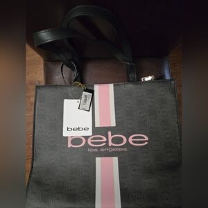 Bebe Graphic Tote With Removable Wrislet Pouch